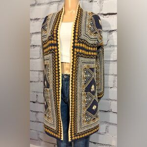GORGEOUS Maxsport Aztec Style Print Cardigan Size Medium
